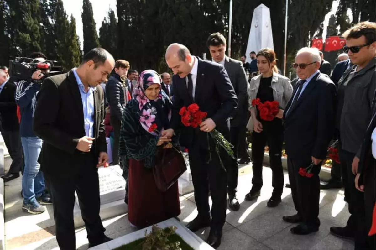 Bakan Soylu: "Bu Anlamlı Günde Kahramanlarımız Afrin\'de Türk Bayrağını Astı"