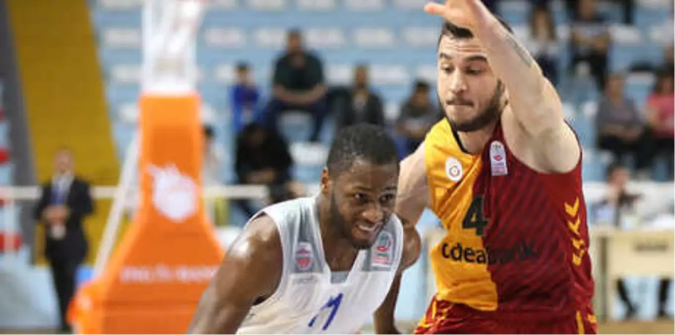 Demir İnşaat Büyükçekmece: 77 - Galatasaray Odeabank: 86