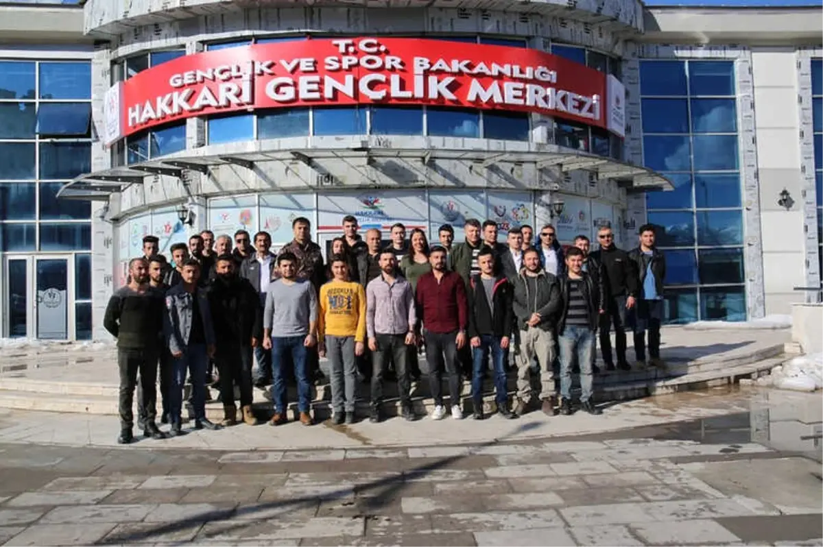 Emniyet Müdürü Dilberoğlu\'dan Hakemlik Kursuna Ziyaret