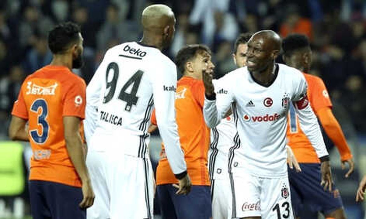 Medipol Başakşehir-Beşiktaş Maçı Başladı