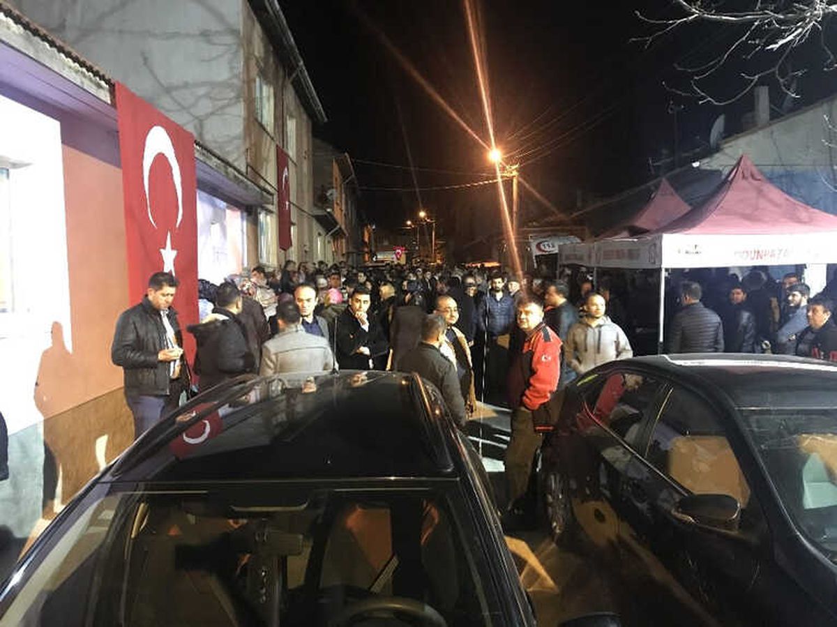 Şehit Yarbay Dunca\'nın Baba Evine Acı Haber Ulaştı