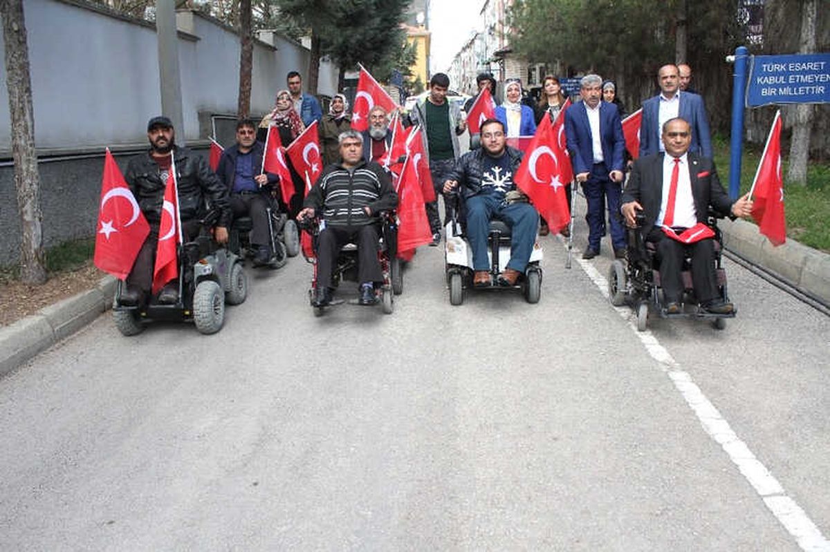 Engeliler, Mehmetçik Olmak İçin Gönüllü Oldu