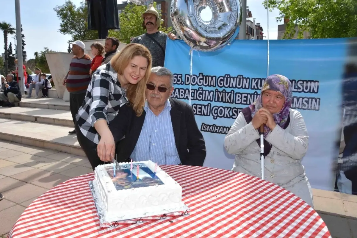 Mehter Takımı Eşliğinde Sürpriz Doğum Günü Kutlaması