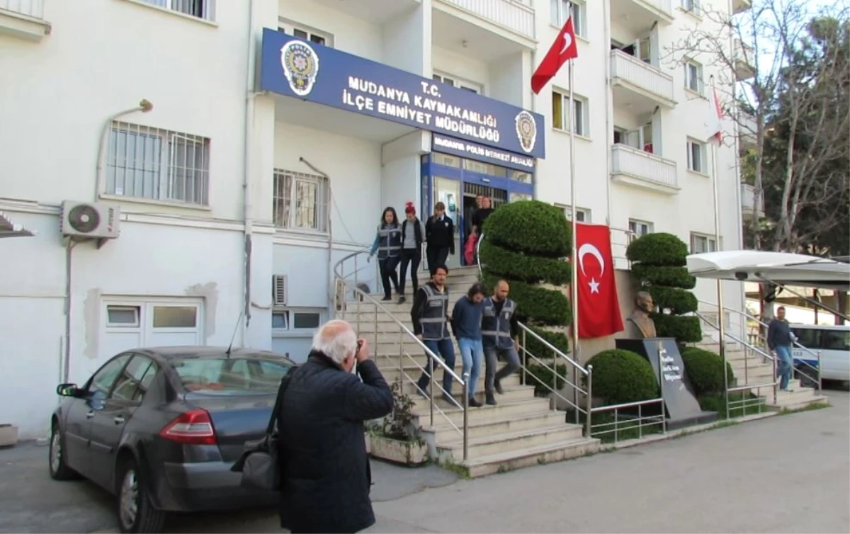 Polis Ekipleri Uyuşturucu Tacirlerine Göz Açtırmıyor