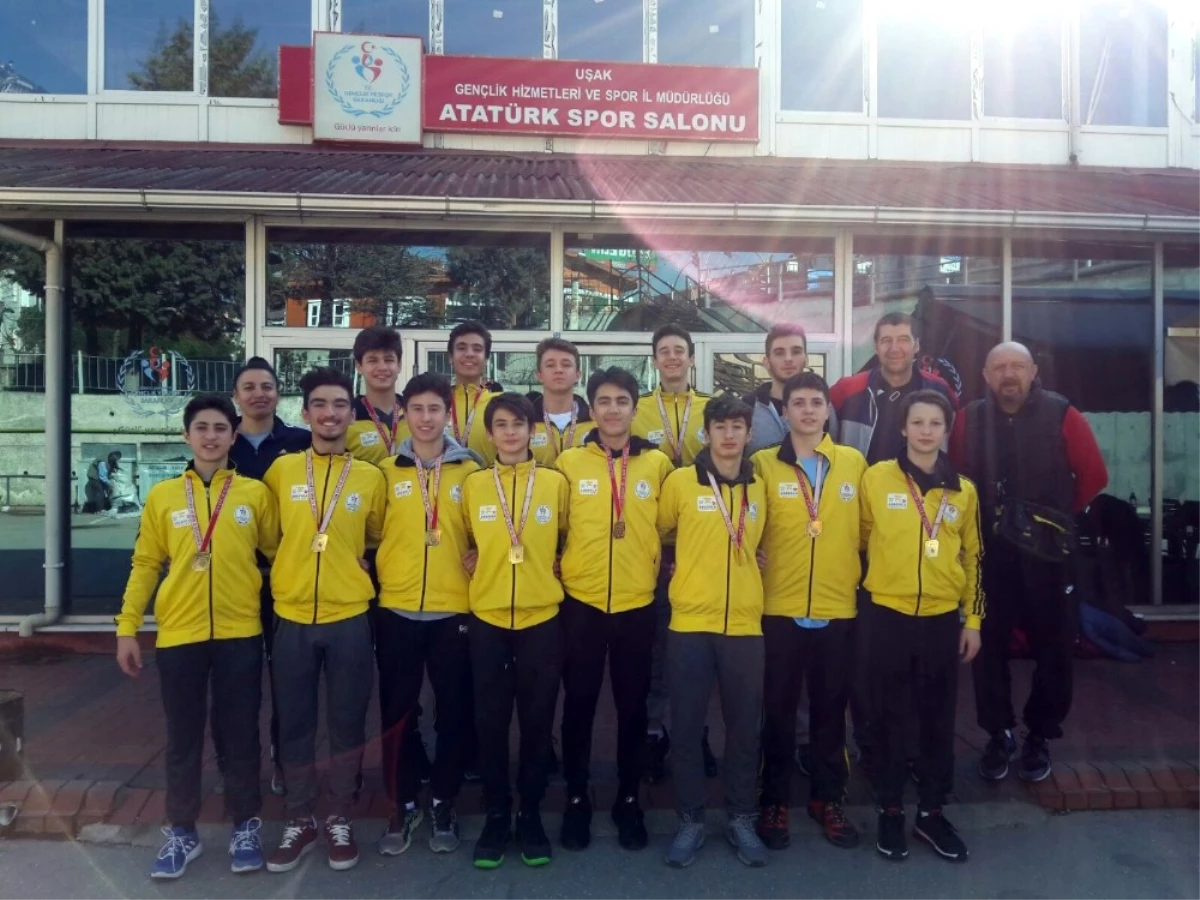 Tekirdağ\'ın Genç Basketbolcuları Türkiye Finallerine Yenilgisiz Gidiyor