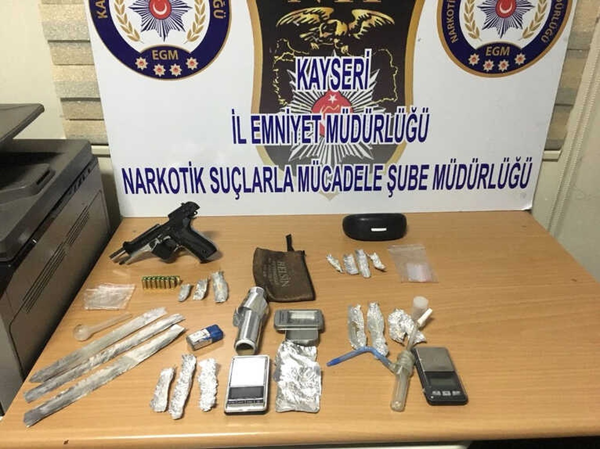Uyuşturucu Taciri Bir Kişi Gözaltına Alındı