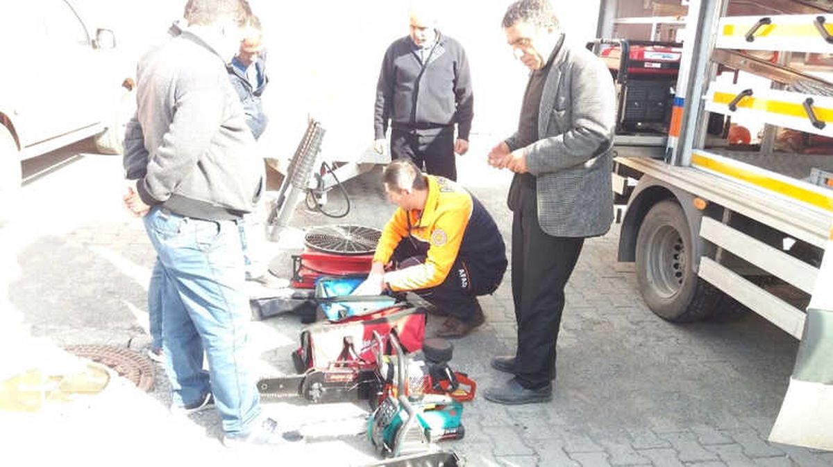 Afad\'tan İtfaiye Ekiplerine Eğitim