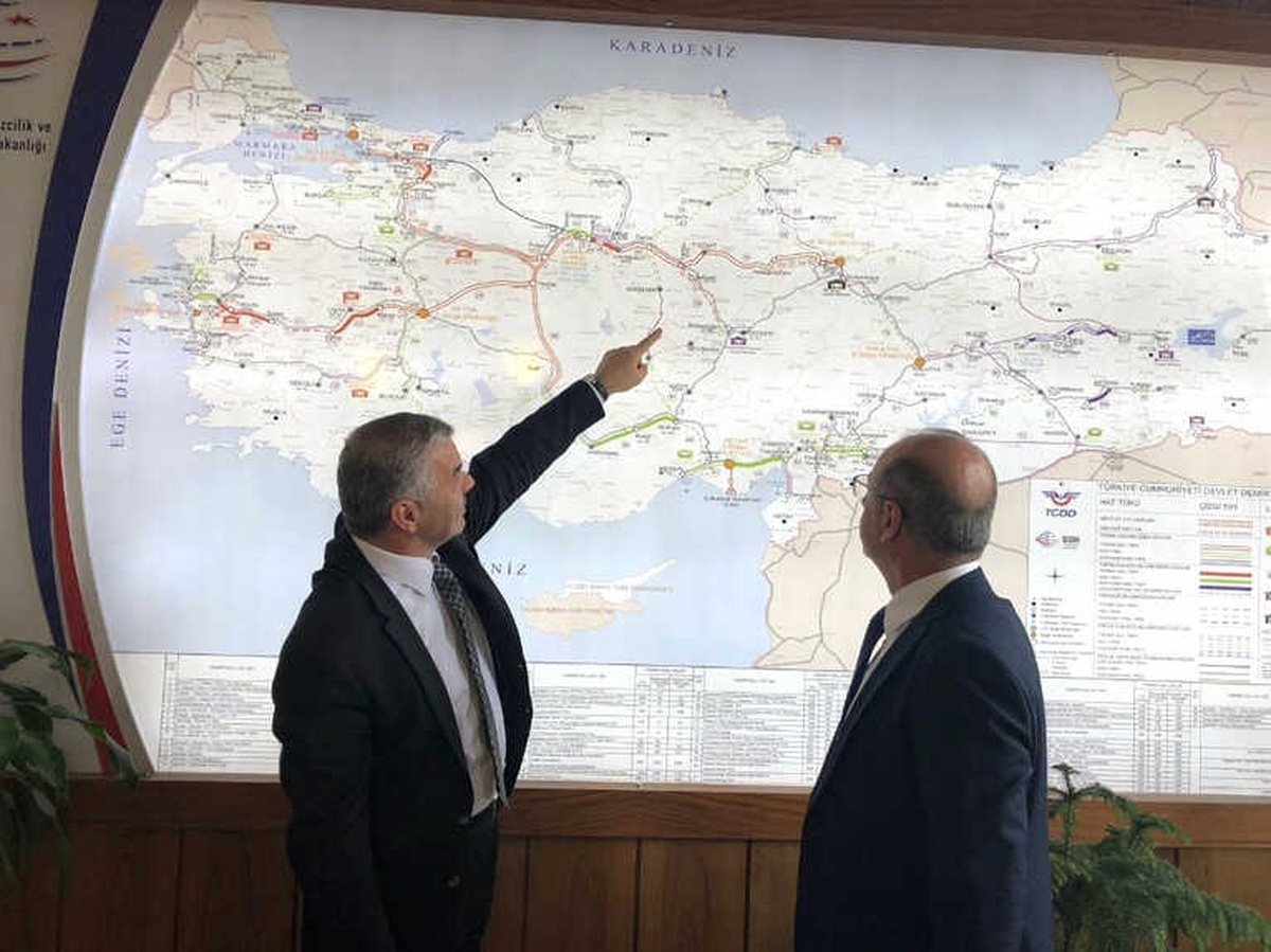 Demir Yolu Projeleri Masaya Yatırıldı