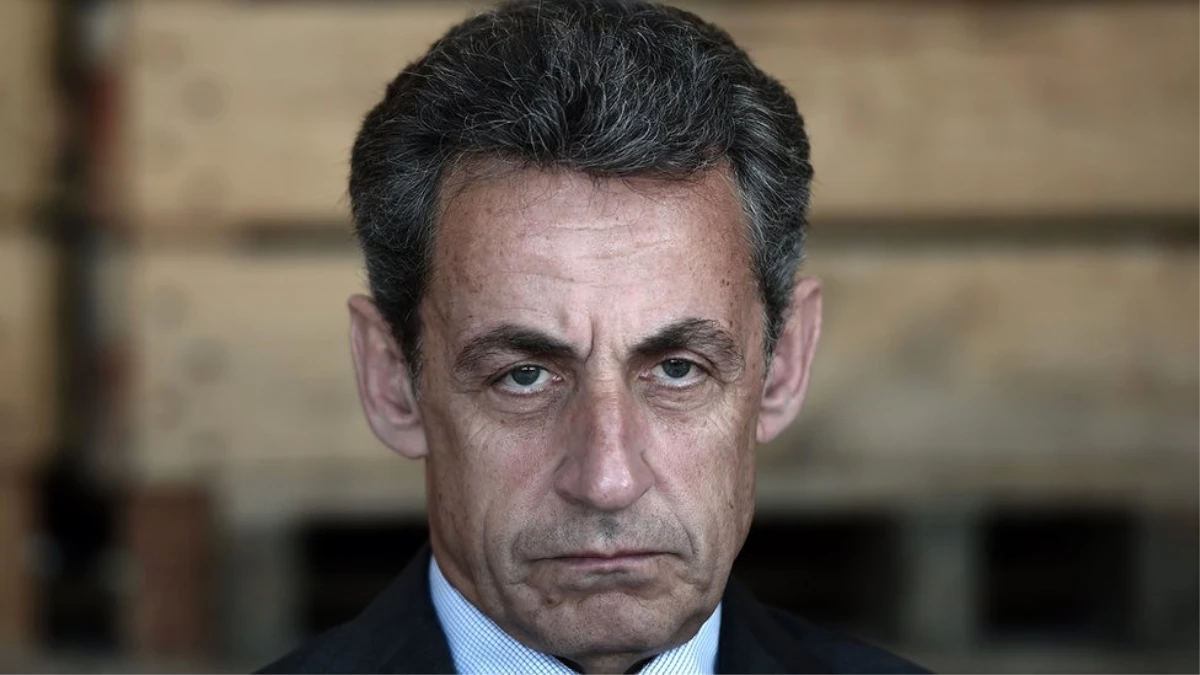 Eski Fransa Cumhurbaşkanı Sarkozy \'Gözaltına Alındı\'