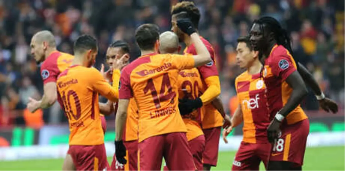 Galatasaray\'a Yol Göründü