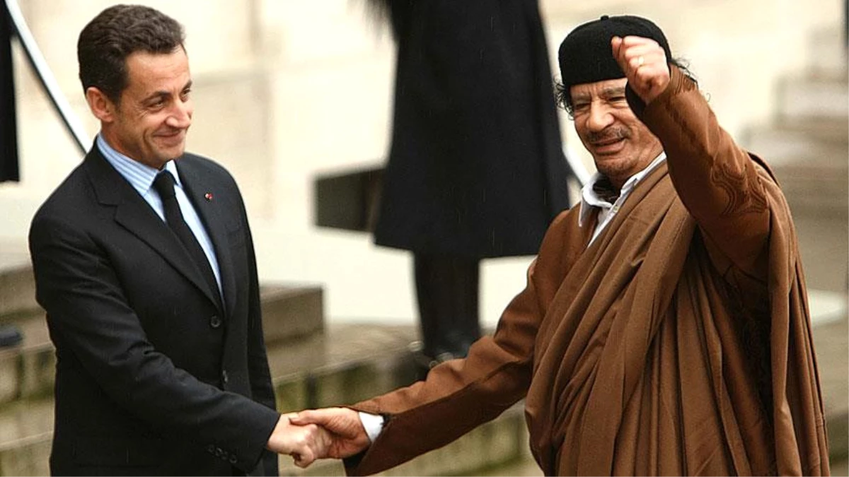 Gözaltının Nedeni Belli Oldu! Kaddafi\'nin Gönderdiği Paralar, Sarkozy\'yi Yaktı