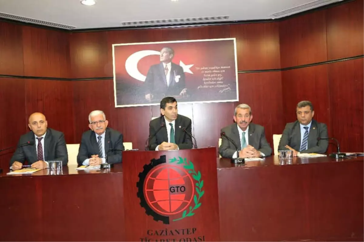 Gto\'da Meslek Komite Başkanları, Yönetim Kurulu Üyeleri ile Bir Araya Geldi