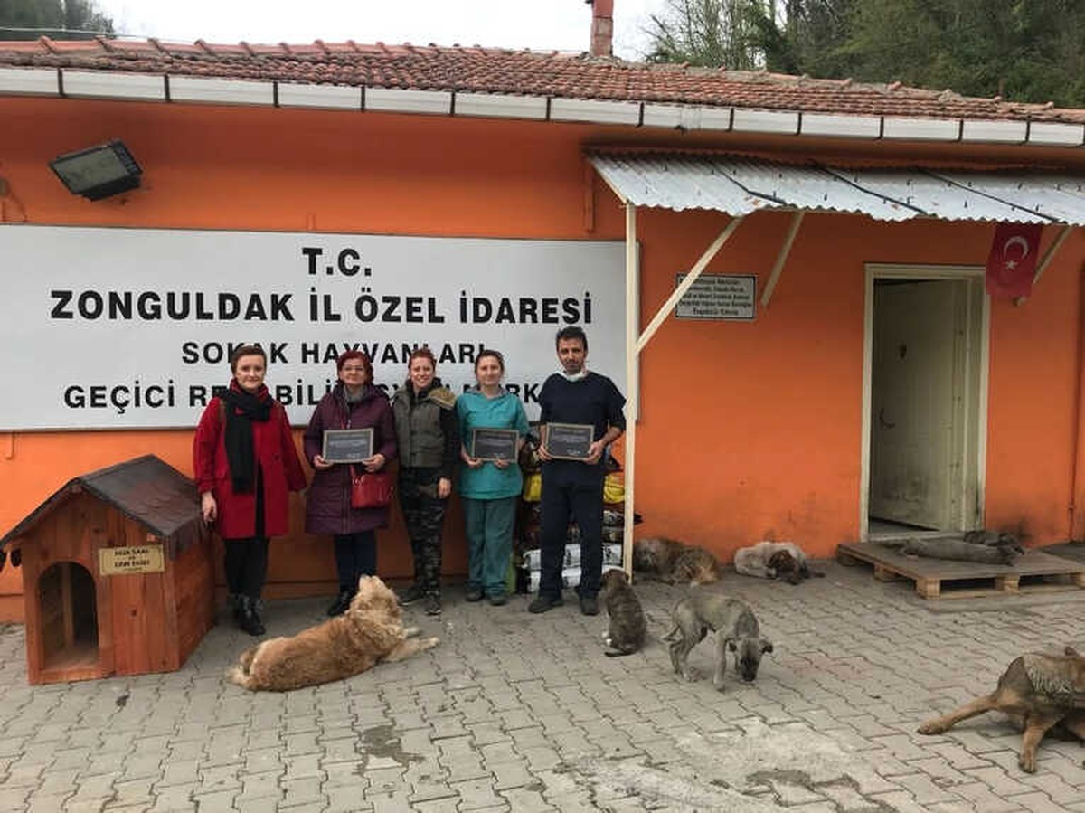 Konser Gelirleri Barınağa Teslim Edildi