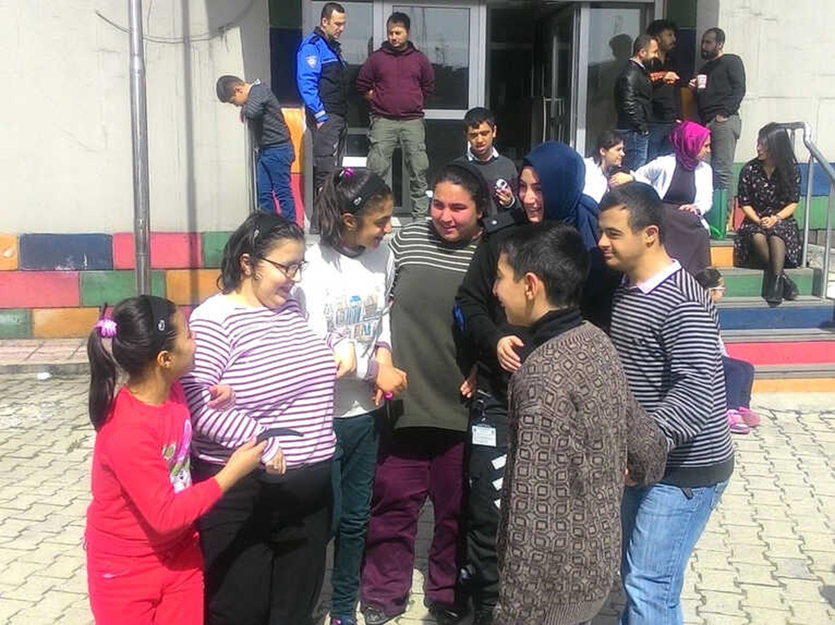 Polisten Vatandaşlara "Dolandırıcılık" Uyarısı