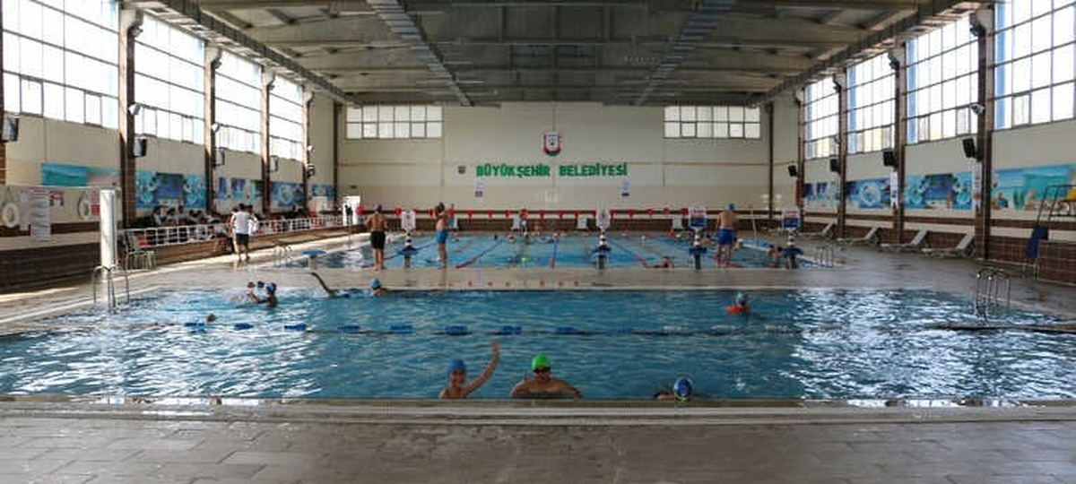 Şanlıurfa Büyükşehir Belediyesi Yüzme Takımından Başarı
