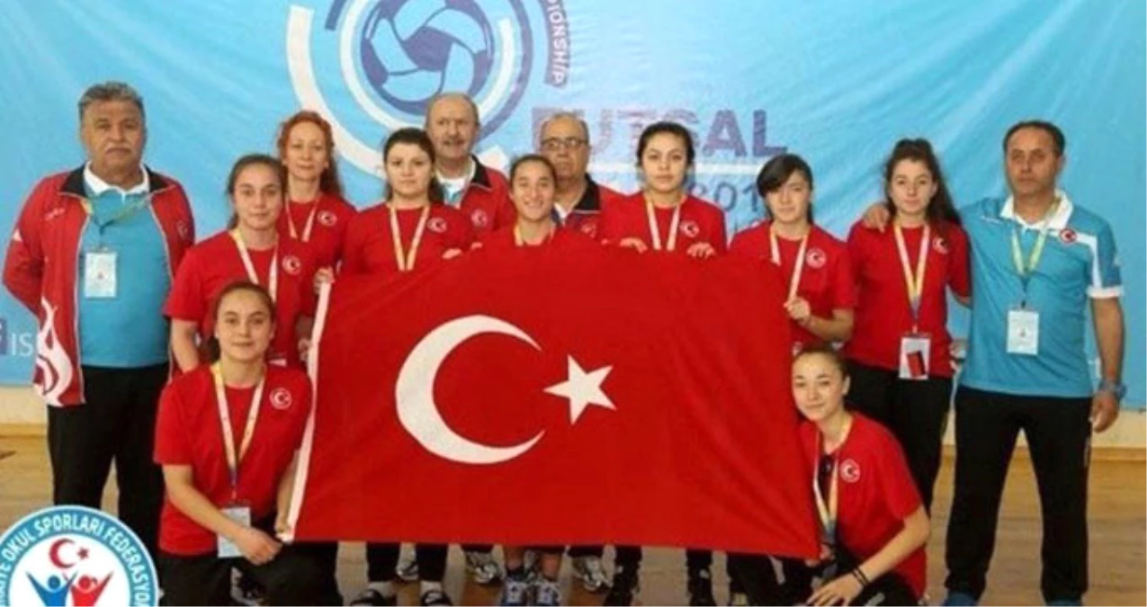 Türkiye Kız Futsal Milli Takımı Dünya İkincisi Oldu