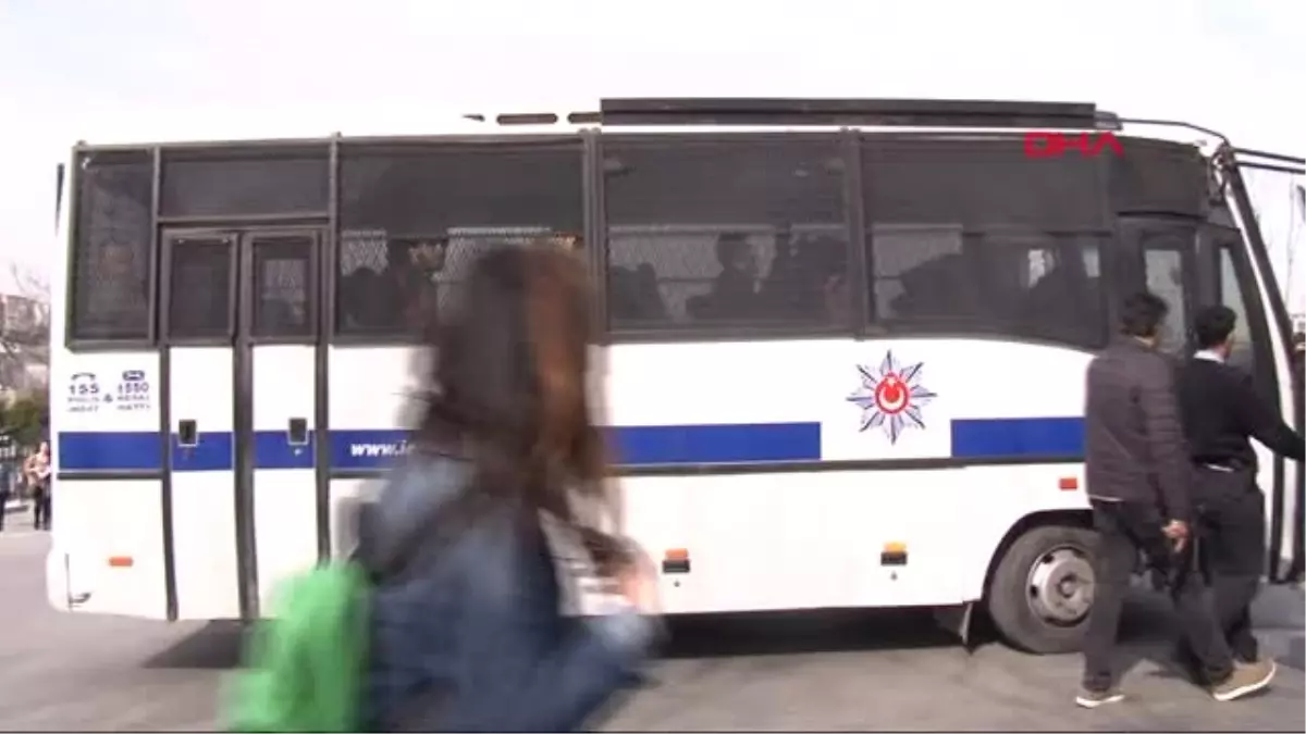 Bakırköy\'deki Nevruz Kutlamaları: 22 Kişi Gözaltına Alındı
