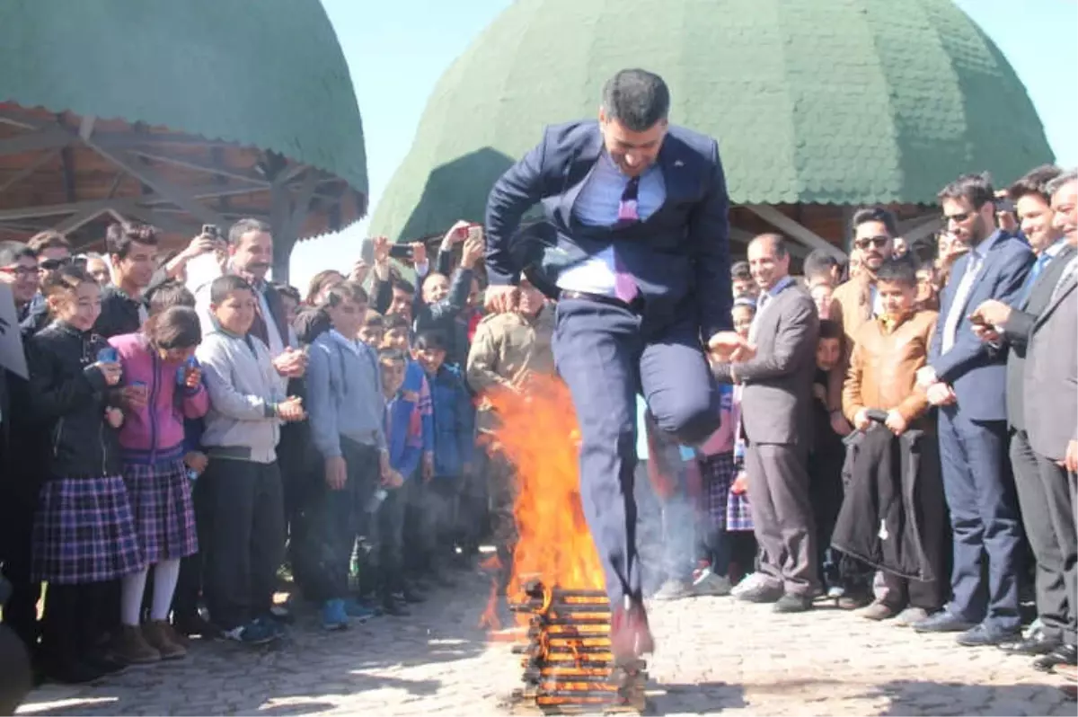 Elazığ\'da Nevruz Coşkusu