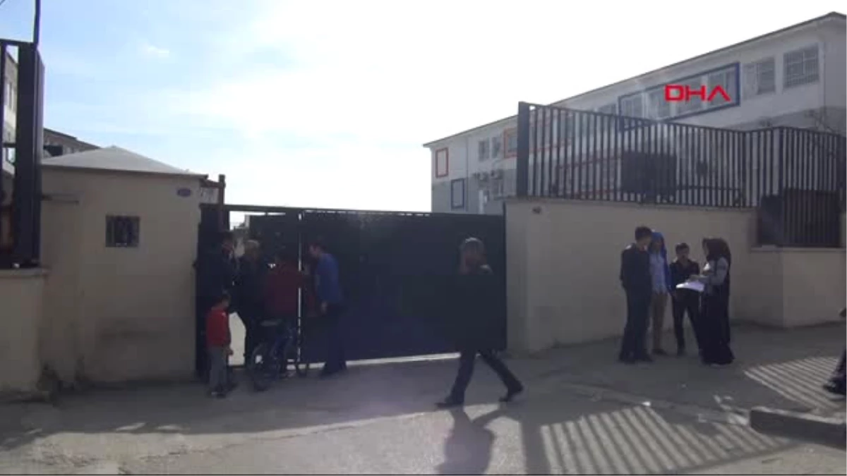 Gaziantep\'te 6 Öğrenci, Kaşıntı Şikayetiyle Hastaneye Kaldırıldı