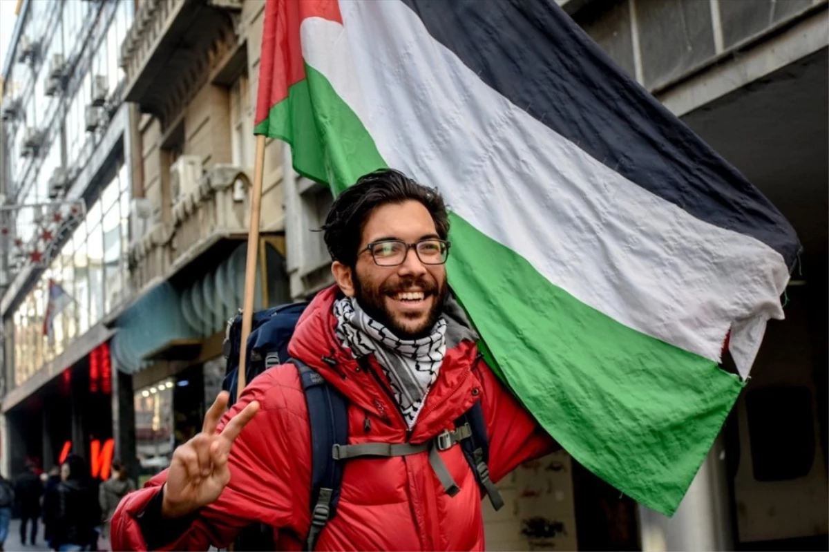 İsrail Zulmüne Karşı, İsveç\'ten Filistin\'e Yürüyor