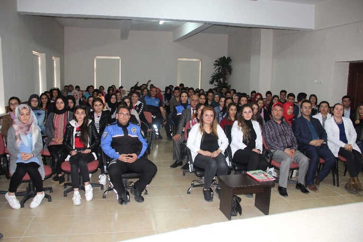 Kayseri Tdp Sosyal Medyanın Kullanımını Öğrencilerle Konuştu