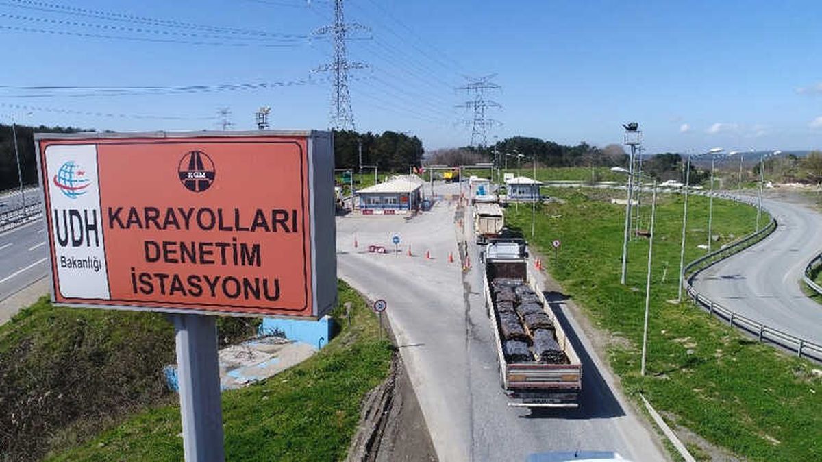 Hafriyat Kamyonlarına Yönelik Sıkı Denetim Havadan Görüntülendi