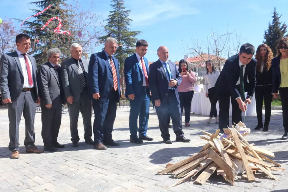 Şereflikoçhisar\'da Nevruz Kutlandı