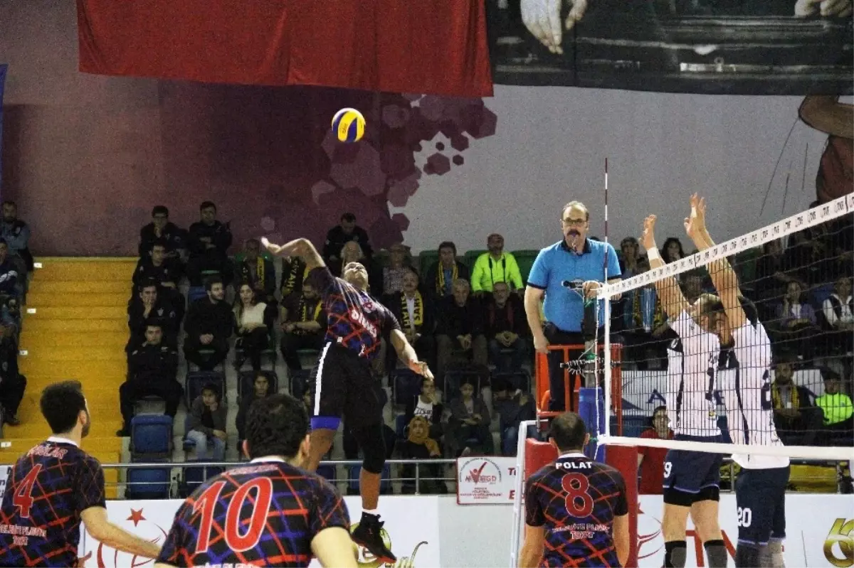 Voleybol 1. Lig Erkekler Final Maçları Mersin\'de Başladı