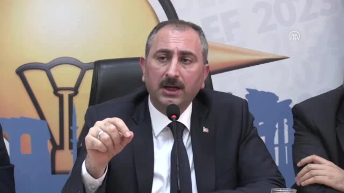 Adalet Bakanı Gül: "Bizim Mücadelemiz Terör Örgütlerine Karşı Hukuki ve Meşru Bir Müdafaadır"