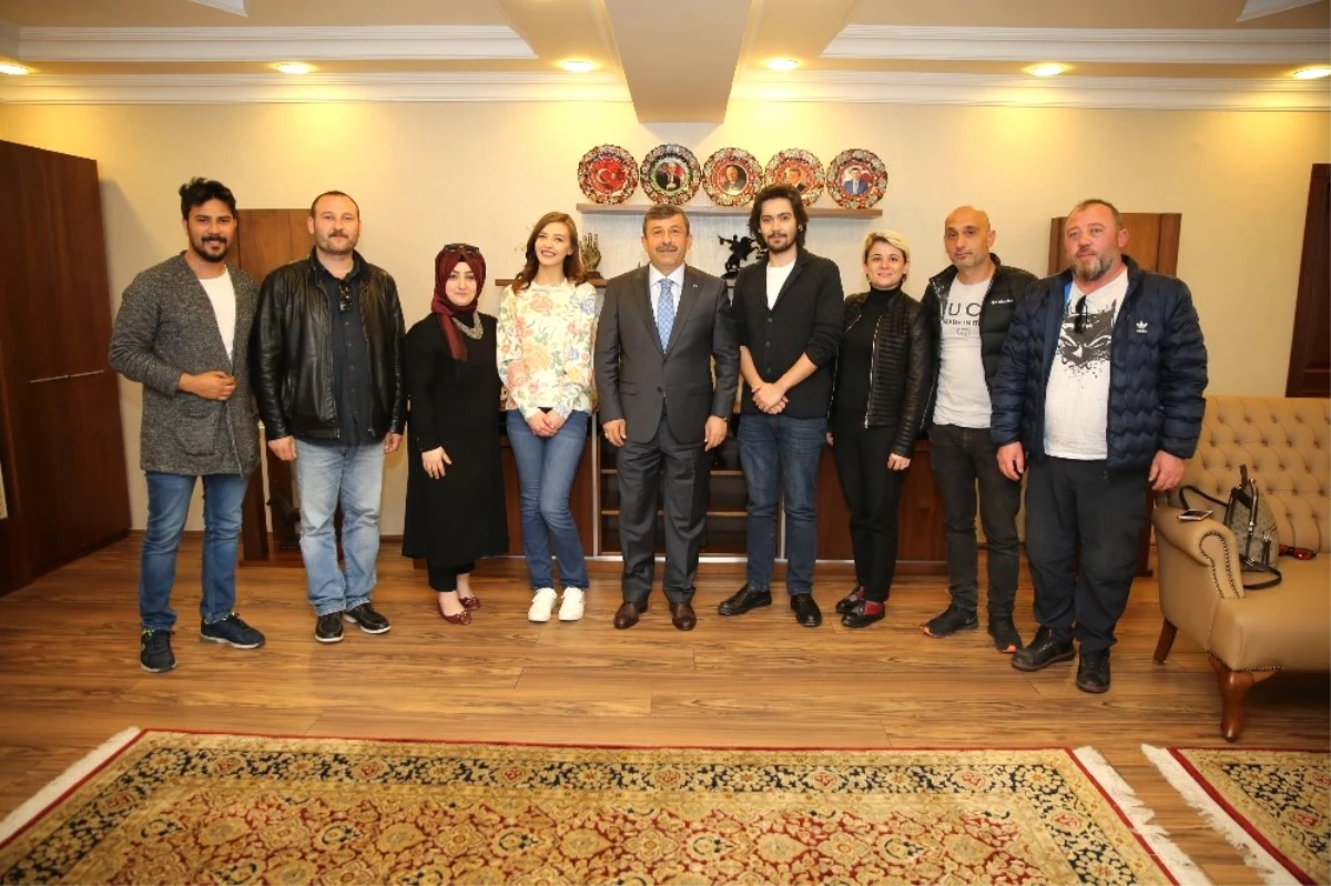 Başkan Karabacak Elif Dizisi Oyuncularını Ağırladı