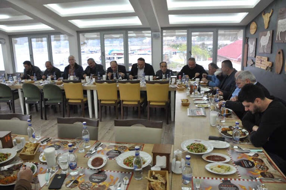 Başkan Yılmaz, Dernek Temsilcileriyle Buluştu