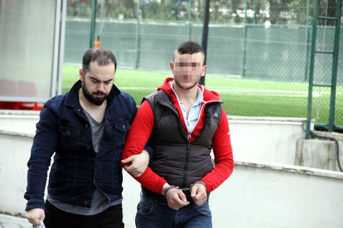 Bonzai Satarken Yakalandı