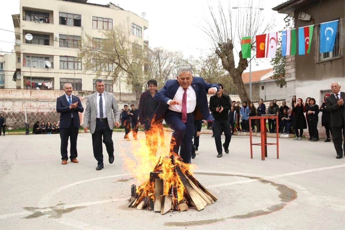 Büyükkılıç, "Hizmet ve Yatırımların Takdir Görmesi Bizleri Mutlu Etmiştir"