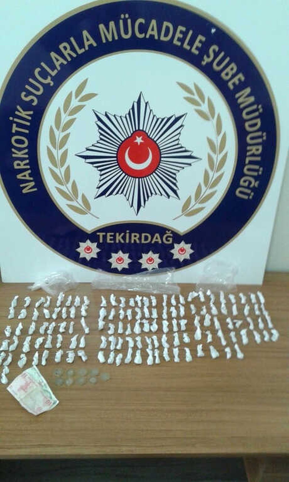 Çorlu\'da Satışa Hazır Bonzai ve Eroin Ele Geçirildi