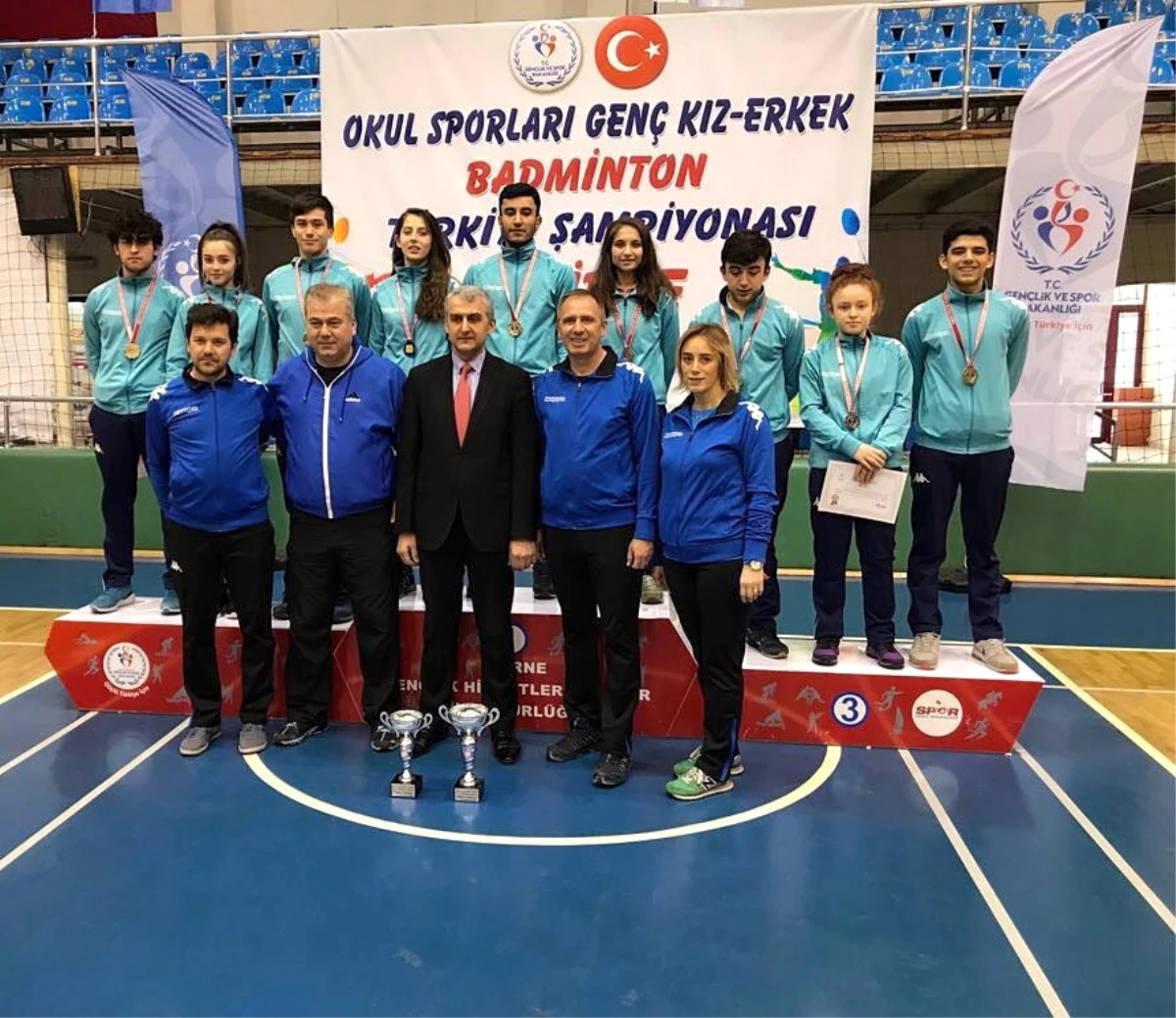 Osmangazili Badmintoncular Hindistan Yolcusu