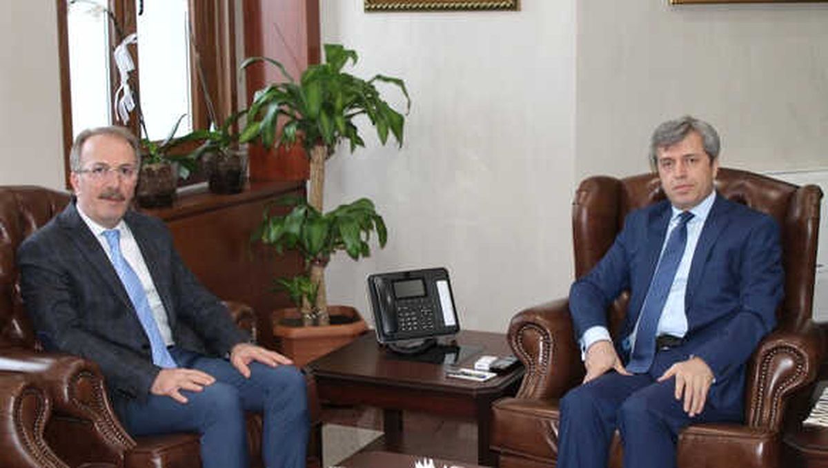 Rektör Uzun\'dan Vali Çınar\'a Ziyaret