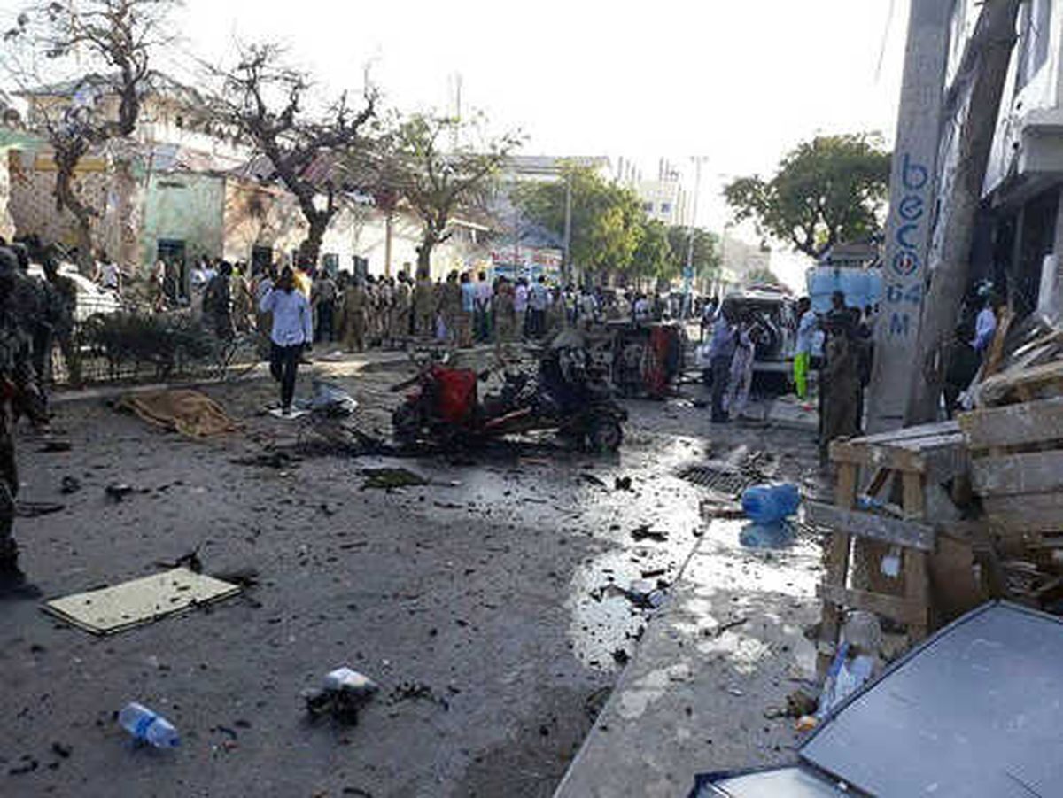 Somali\'de Bombalı Saldırı: 14 Ölü, 20 Yaralı