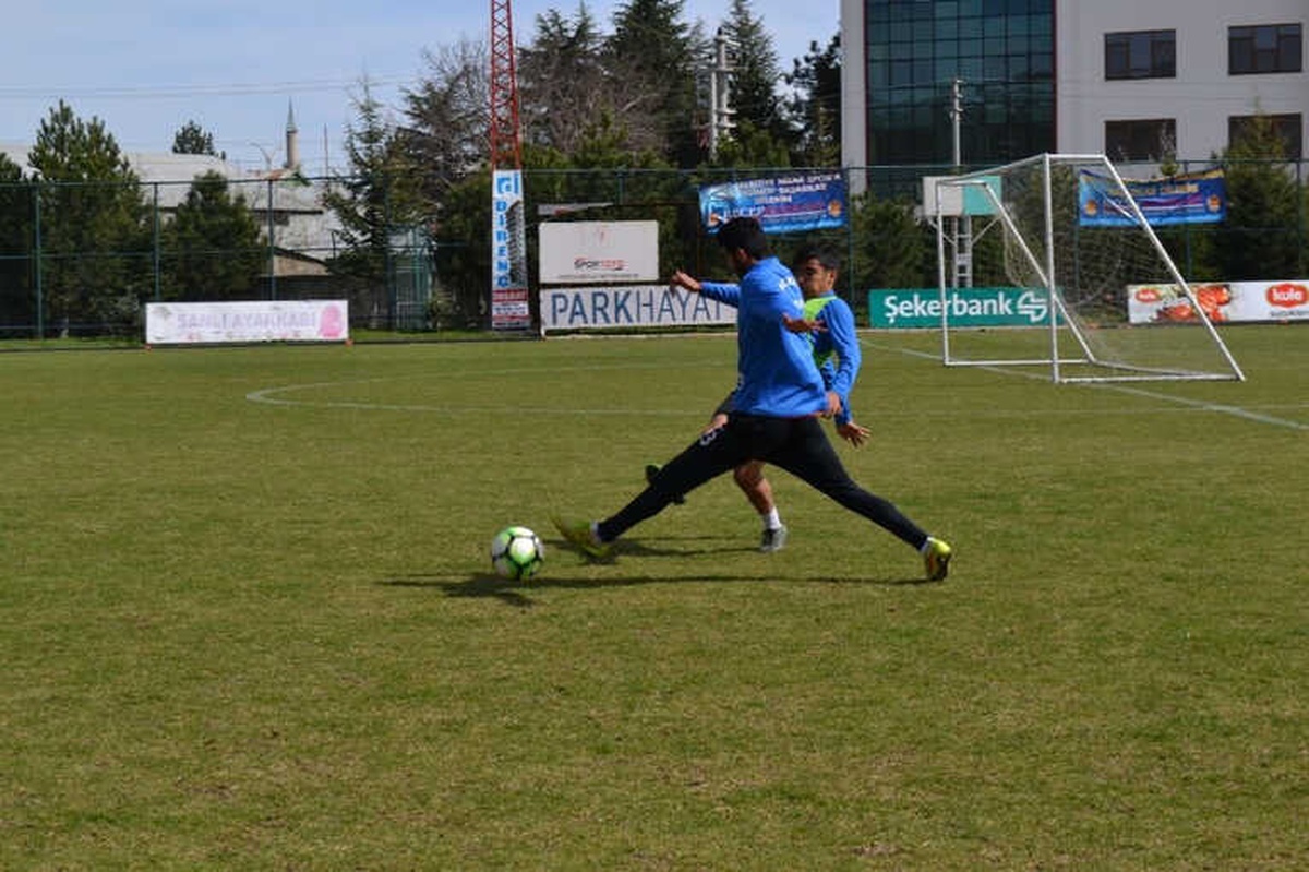 Şuhut Belediye Hisarspor, Ortaca Belediyespor Deplasmanına Hazırlanıyor
