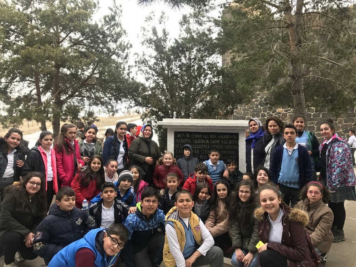 Tarihin Laboratuvarı Erzurum\'da Tarihi Ders