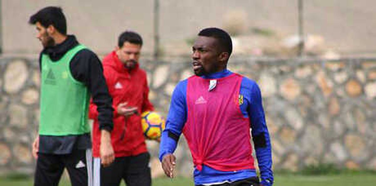 Azubuike: "Süper Lig\'de Kalacağız"