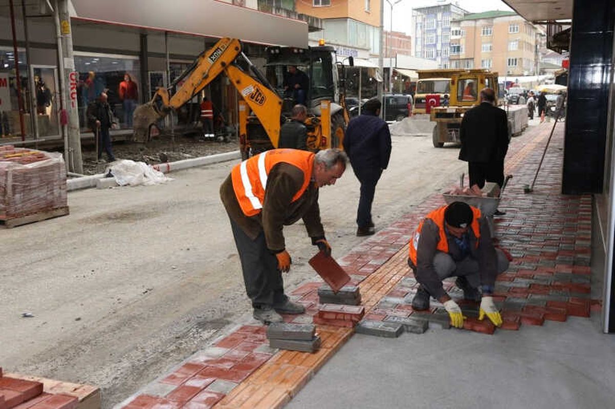 Bafra\'da 2. Etap Kaldırım Çalışmaları