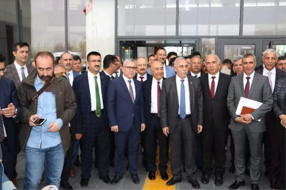 Bakan Fakıbaba: "Patates Sorunu Bakanlar Kuruluna İleteceğim"