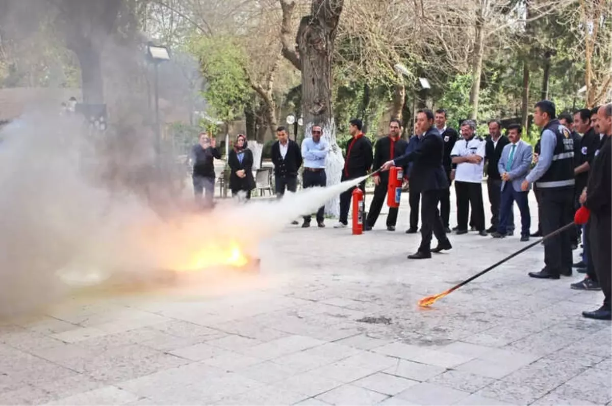 Gaziantep Öğretmenevi\'nde Yangın Söndürme Eğitimi Verildi