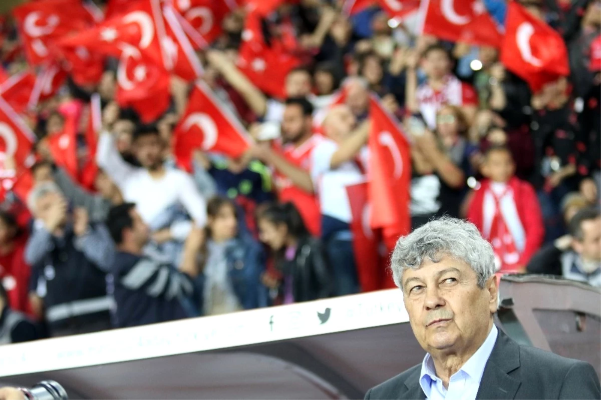 Hazırlık Maçı: Türkiye: 0 - İrlanda Cumhuriyeti: 0 (İlk Yarı)