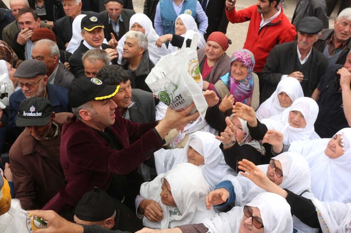 İkinci Büyük Ağaç Seferberliğine İlk Destek Sarıcakaya\'dan