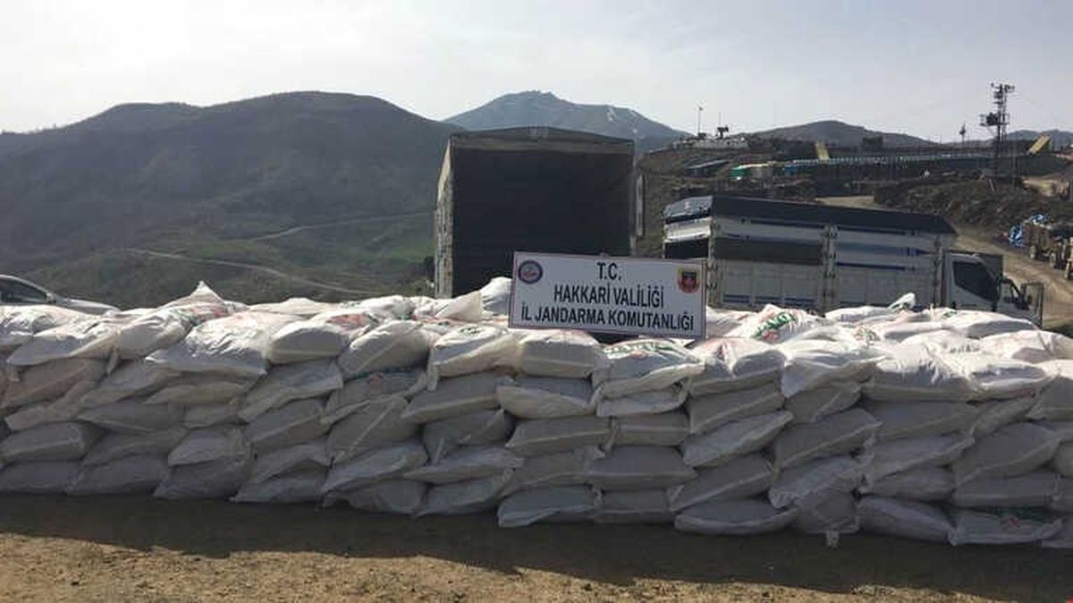 Şemdinli\'de 11 Bin 550 Kilo Kaçak Çay Ele Geçirildi