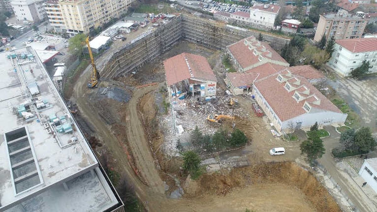 Şişli Endüstri Meslek Lisesindeki Yıkım Havadan Görüntülendi