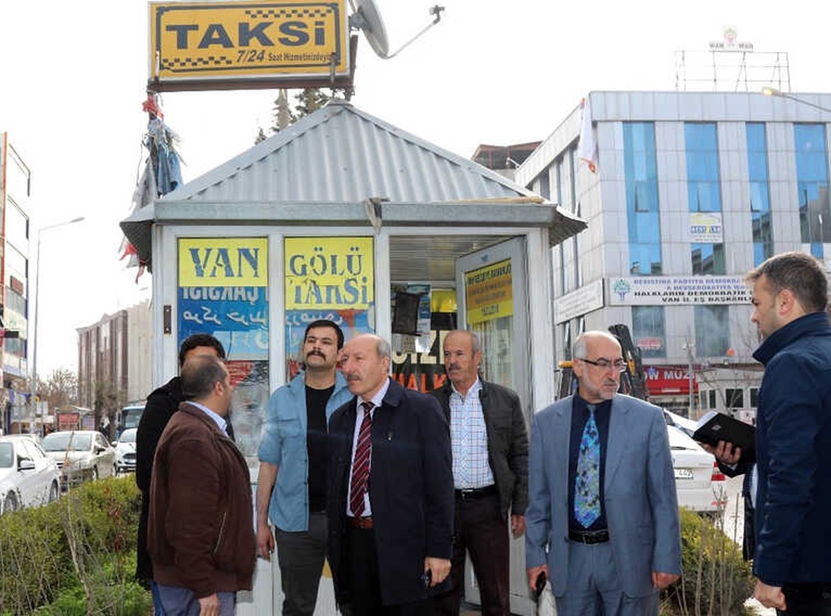 Taksi Duraklarının Yenilenmesi İçin İlk Adım Atıldı