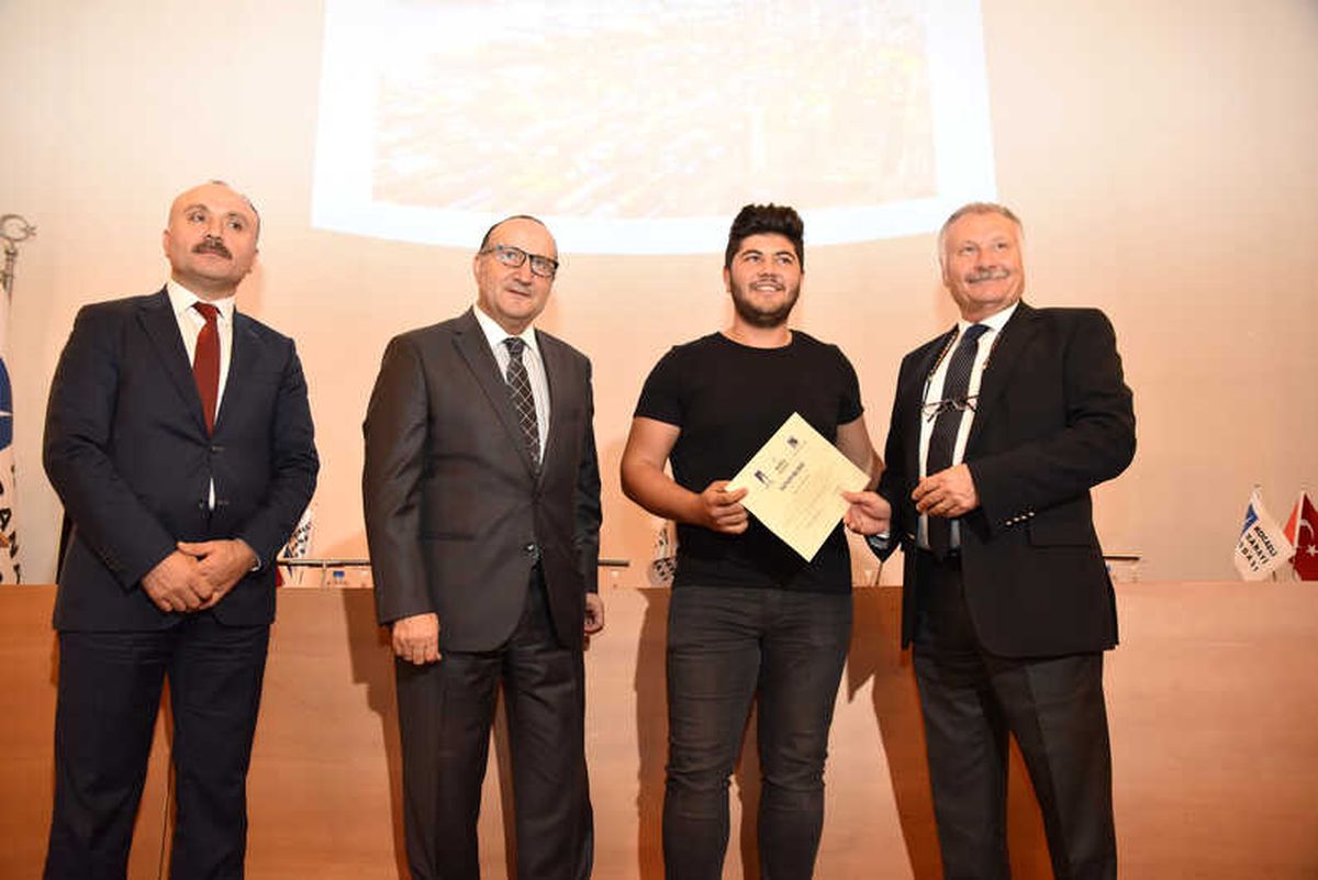 Teknik Liseliye 5 Bin Tl Maaşla İş İmkanı