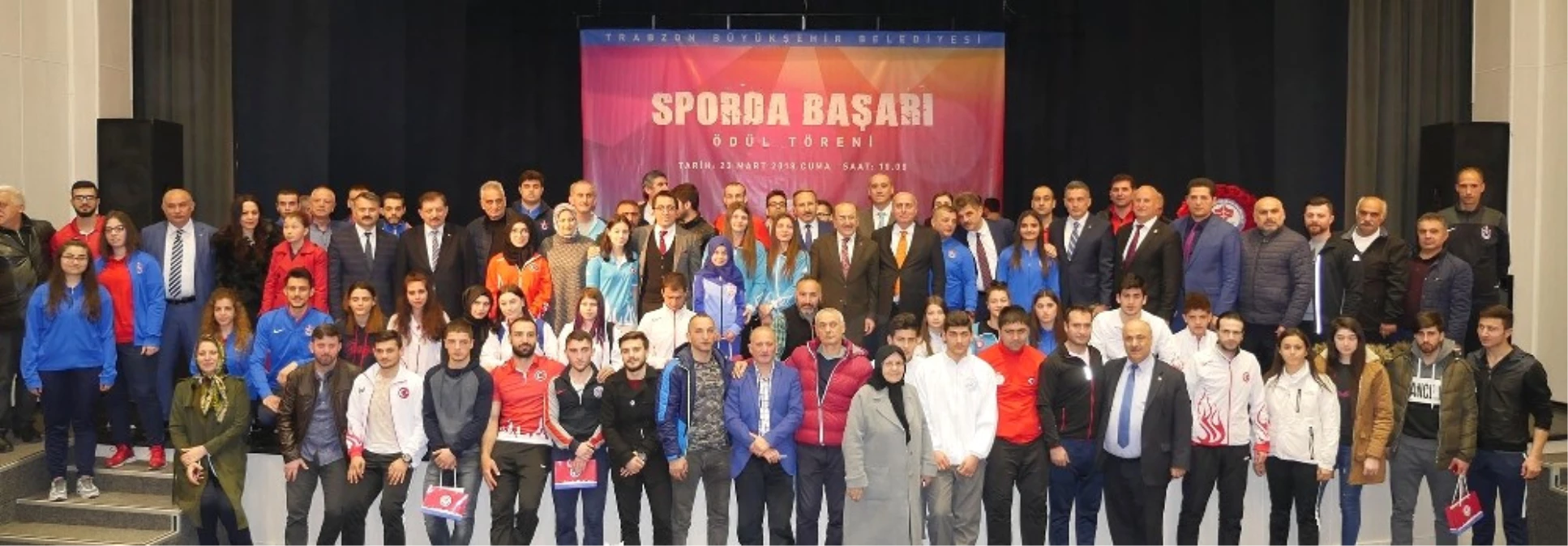 Trabzon\'da 102 Bireysel Sporcu ile 8 Kulübe Yaklaşık 200 Bin TL Para Ödülü Verildi
